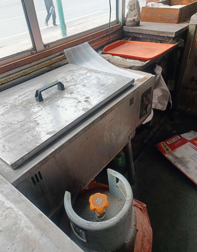 济南市地区处理火烧炉、六开门冰箱、蒸汽豆浆炉、油炸炉等