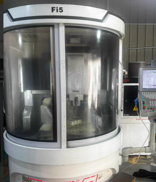 常州市地区工厂处理数控五轴刀具磨床1台、帕莱克1550机床1台