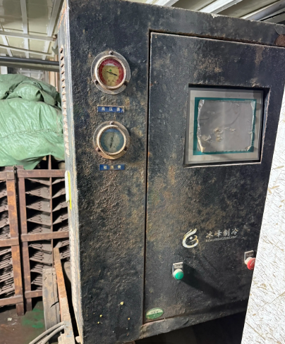 台州市地区工厂处理50P冷水机组