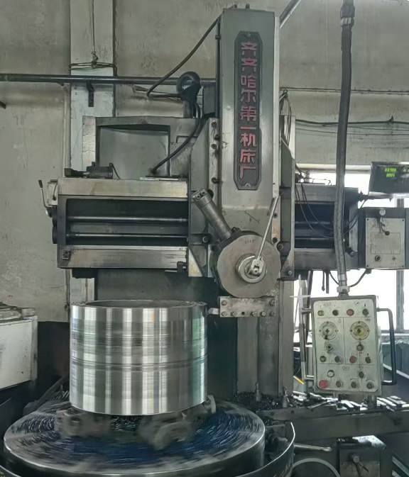 吉林市地区处理凯博数控DC1090B雕铣机、方正数控线切割DK7763、LUDI立式铣床、立式车床