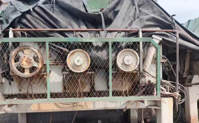 重庆地区处理大型离心风机、立式螺旋给料机、混凝土搅拌主机、振动筛、布袋除尘器、低压配电柜等设备