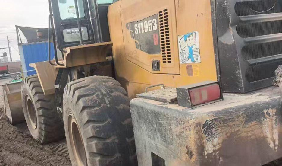 巴彦淖尔市地区处理三一SYL953H装载机
