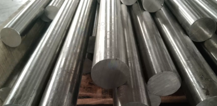 苏州市地区处理304圆35圆钢约400公斤