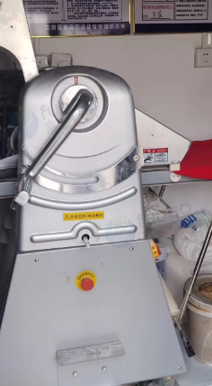 聊城市地区自用处理牛奶棒压面机