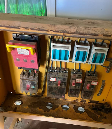 柳州市地区处理变电箱整体