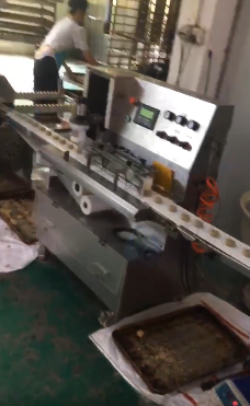 赣州市地区处理月饼机、上海隆豫3斗包馅机