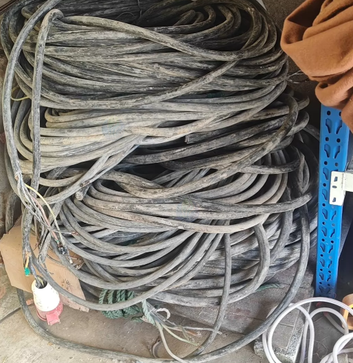 盐城市地区处理无锡江南纯铜国标10平方五芯电缆线一卷