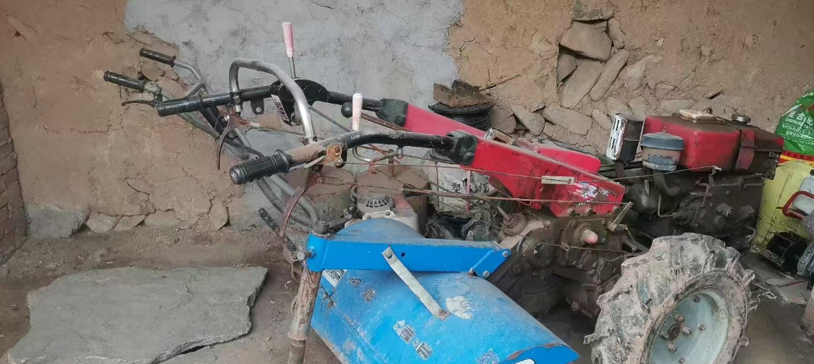 长治市地区处理手扶拖拉旋耕机带犁