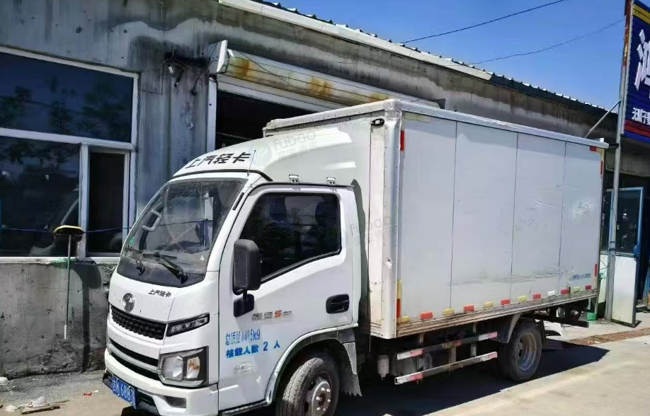 延边地区处理3.6米厢货