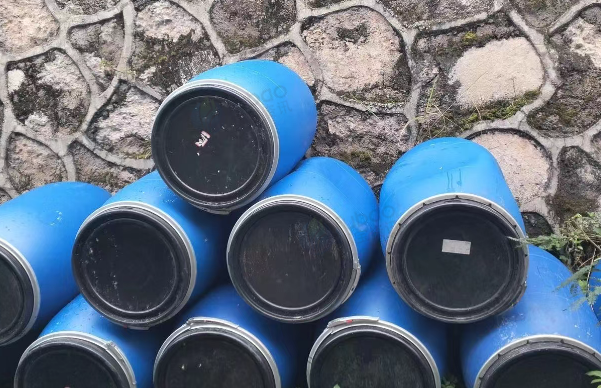 韶关市地区处理蓝色塑料吨桶