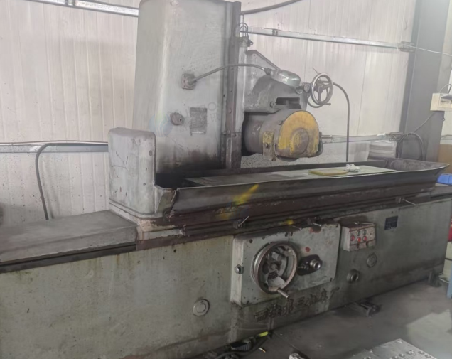 供应：龙门刨床、平面磨床、立式数控铣床等