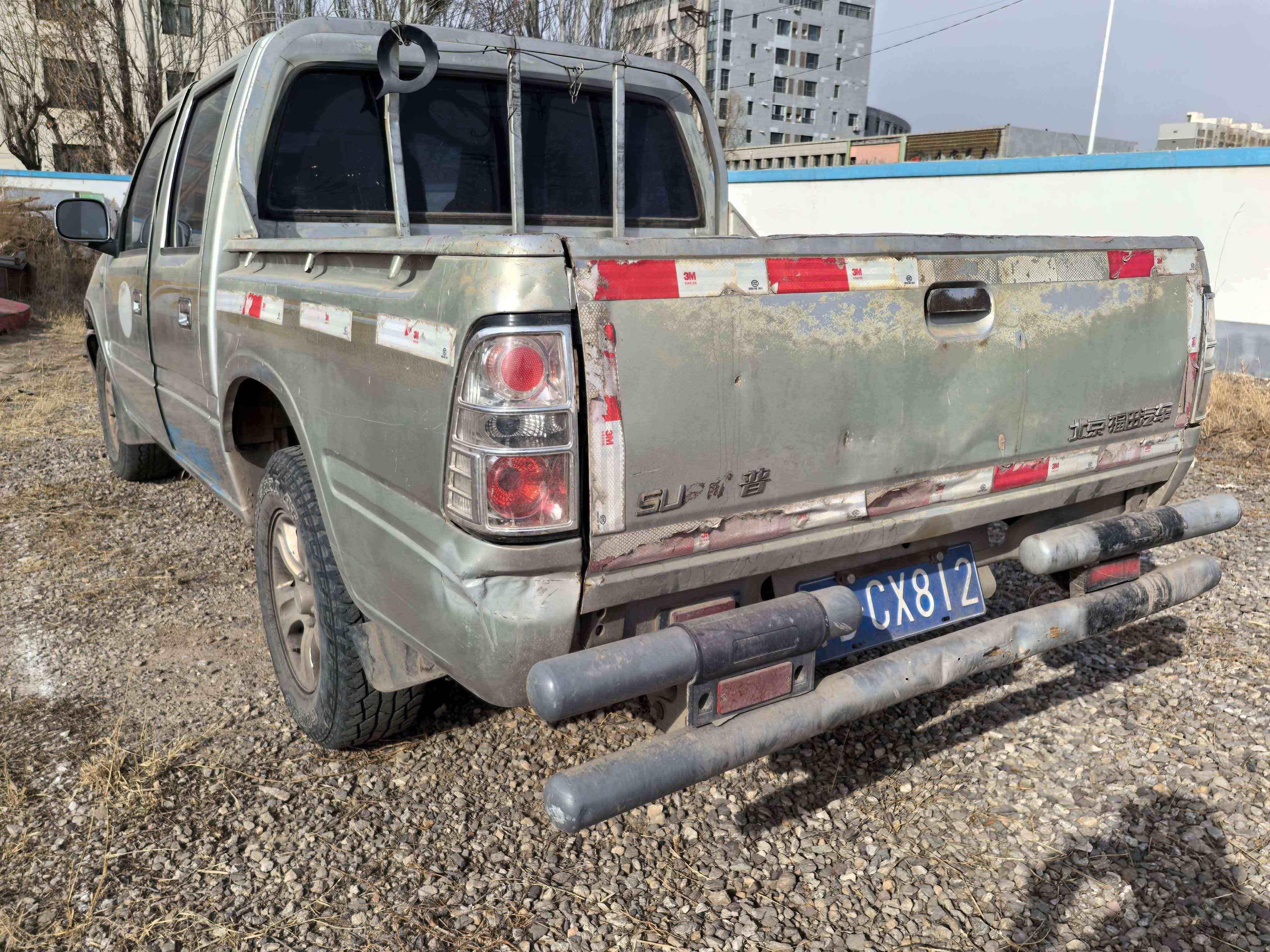 4月20日石嘴山市报废轻型栏板货车转让公告