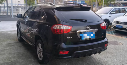 吉安市地区处理比亚迪S6黑色SUV