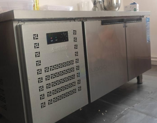 昭通市地区店铺处理操作台、双温冰柜、烤箱