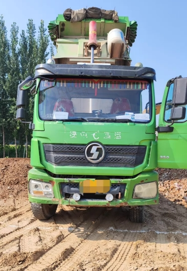 濮阳市地区处理德龙新M3000自卸车