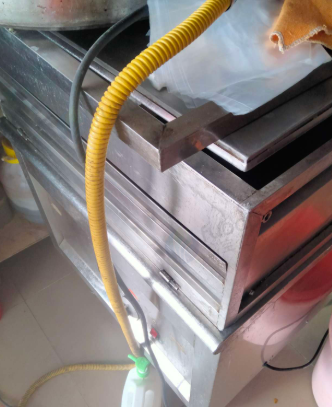 湛江市地区店铺处理奶茶设备、操作台、水巴台、肠粉机、封口机等