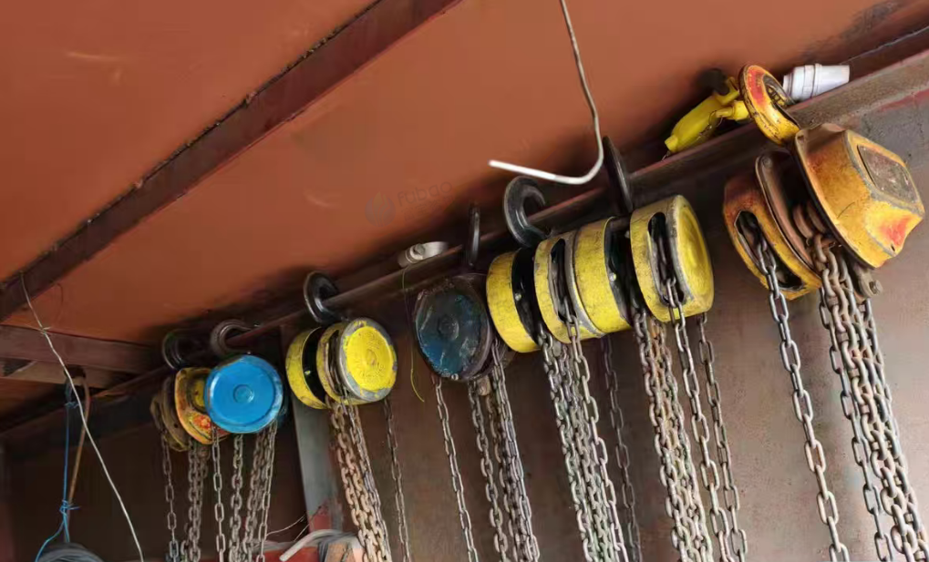 大同市地区工地处理链条、铁环、焊机、滑轮等工具一批