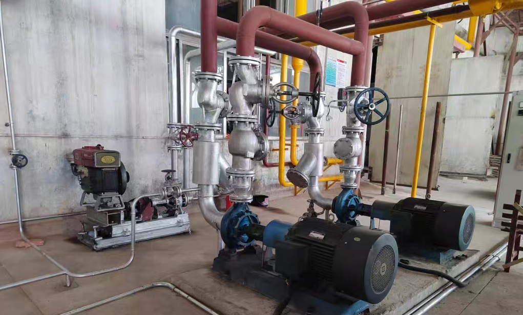 白山市地区处理盘式削片机一套、4吨燃气导热油炉一套