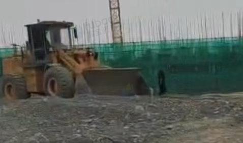 郑州市地区个人处理输送带、震动筛、料斗等整套制砂生产线