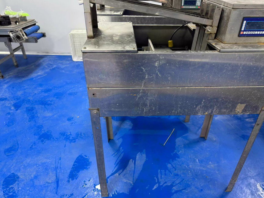 宿迁市地区工厂处理分块机2台、井蓝面筋螺旋机3台、天津面筋对切机1台