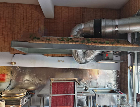 济南市地区处理火烧炉、六开门冰箱、蒸汽豆浆炉、油炸炉等