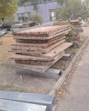 襄阳市地区处理1批钢模板