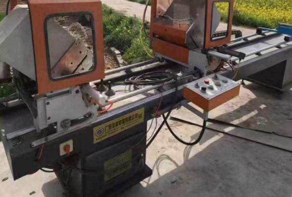 平顶山市地区处理角码锯、双头锯、两台组角机等断桥铝门窗设备