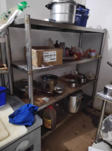 南阳市地区处理饭店设备一批