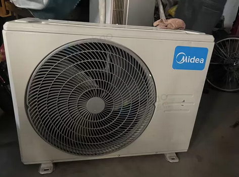 北京地区处理3.5空调一台