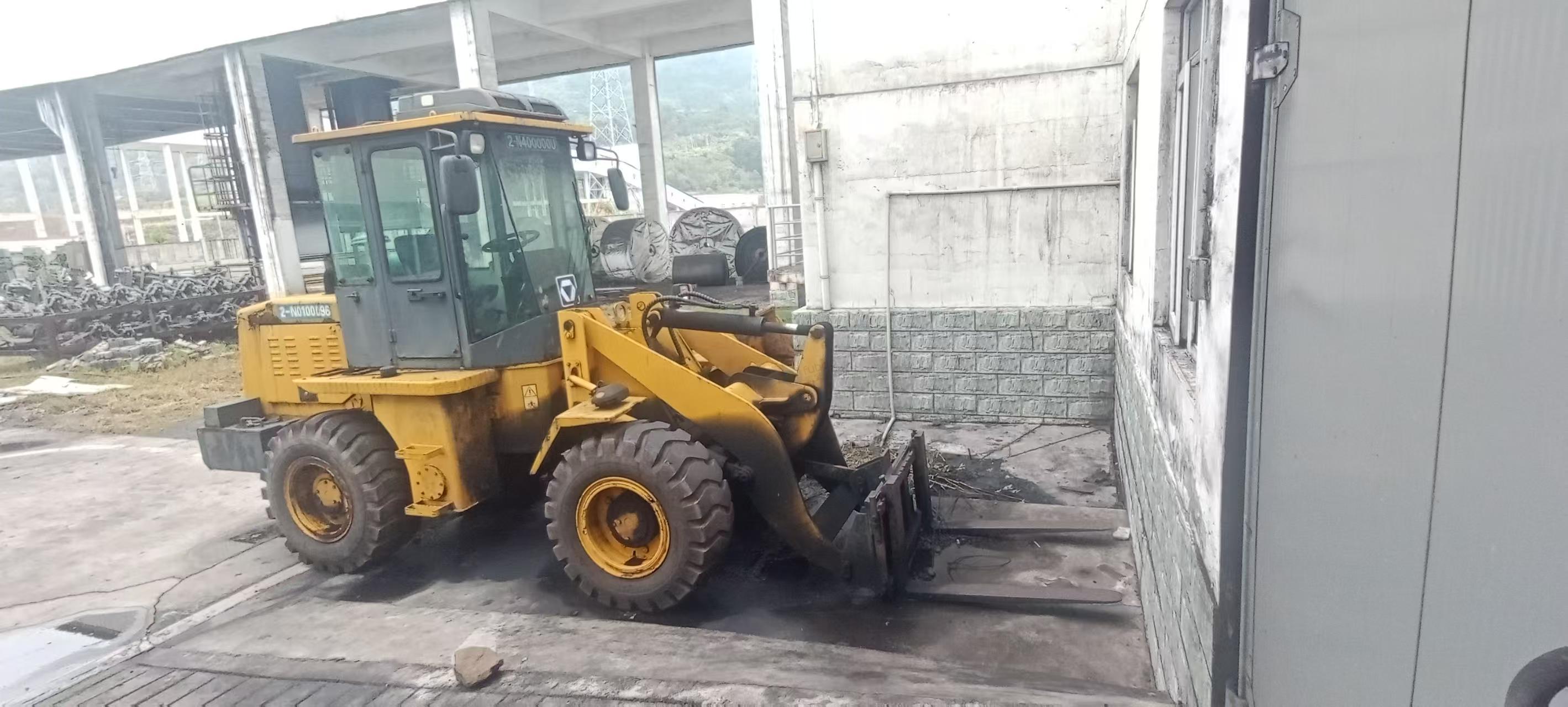 4月28日重庆九龙坡区振兴电力安装总公司存货、设备一批转让公告