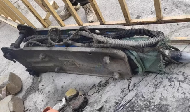 佛山市地区处理闲置液压破碎锤68型