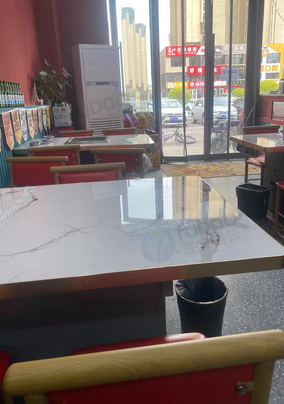 呼和浩特地区处理饭店桌椅、全套厨房设备