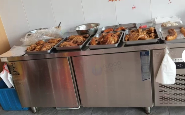 青岛市地区处理冷藏操作台、烤鸭炉、验钞机、收银机等