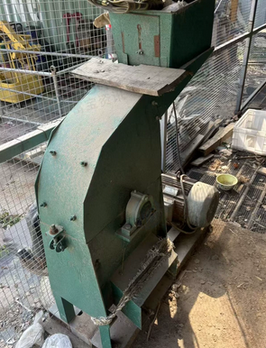 宿迁市地区处理粉碎机2台、烤箱1台