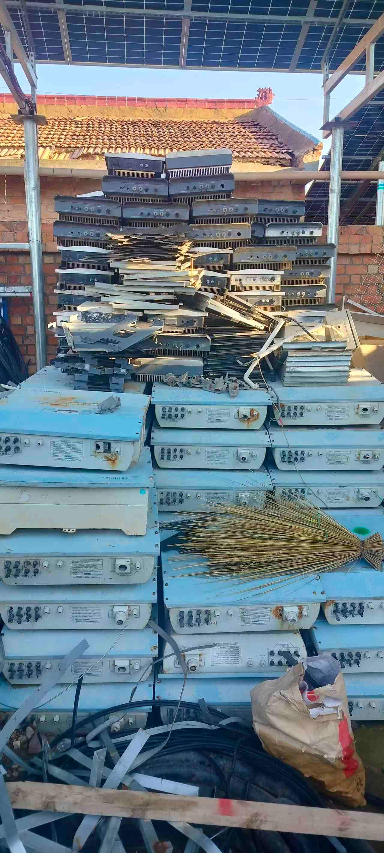 4月21日中卫市光伏板、逆变器等处置项目转让公告