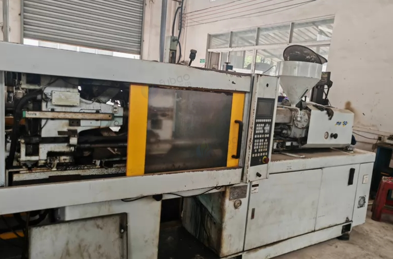 佛山市地区处理宝源ME50注塑机、120吨注塑机、强鑫塑机FT140注塑机