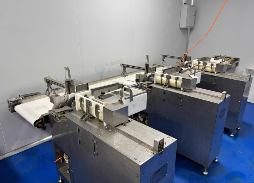 宿迁市地区工厂处理分块机2台、井蓝面筋螺旋机3台、天津面筋对切机1台