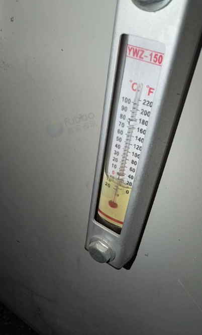 金华地区处理两台甬华注塑机