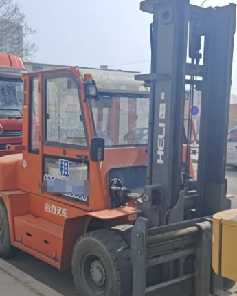 威海市地区处理17年7吨合力叉车