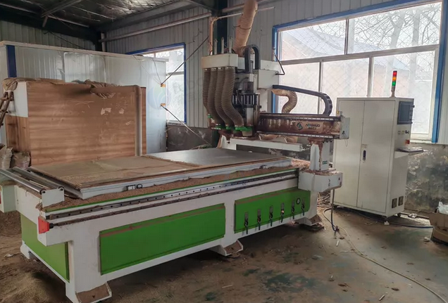 菏泽市地区处理封边机、开料机、精密锯等整厂设备