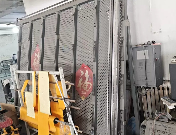 青岛市地区处理安刻立式刻绘机广告加工设备