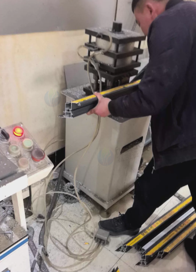 西宁市地区工厂处理端面铣床