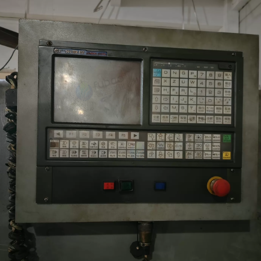 苏州市地区工厂处理宝鸡车床1台、张家港华明机械塑料板下料机1台