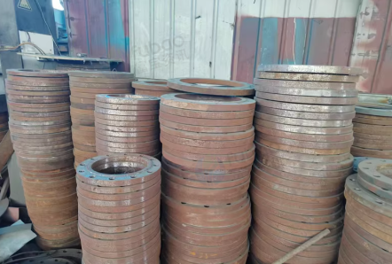 枣庄市地区处理1批库存PN25 DN250碳钢法兰