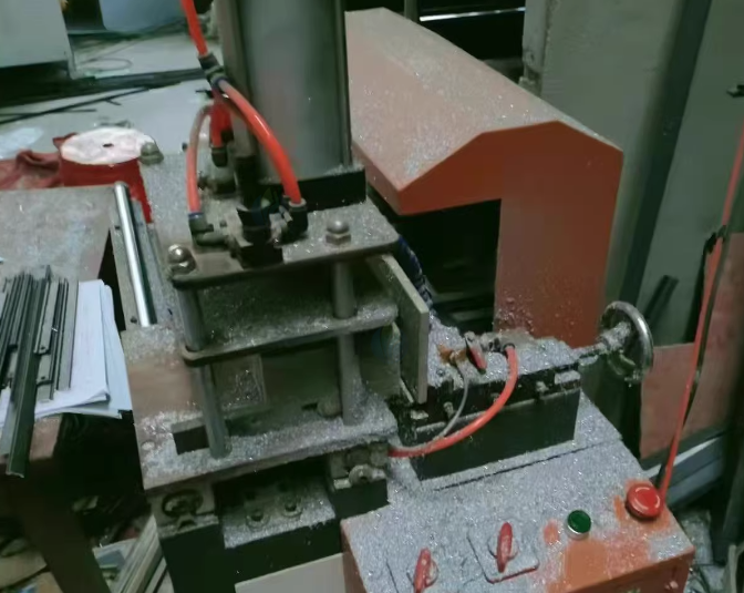 鄂州市地区工厂处理门窗全套设备