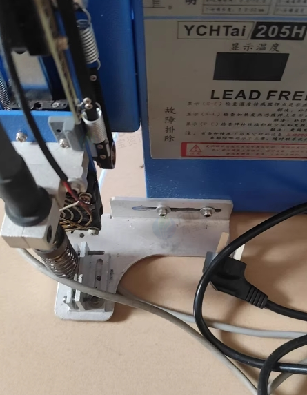 东莞市地区处理半自动焊锡机