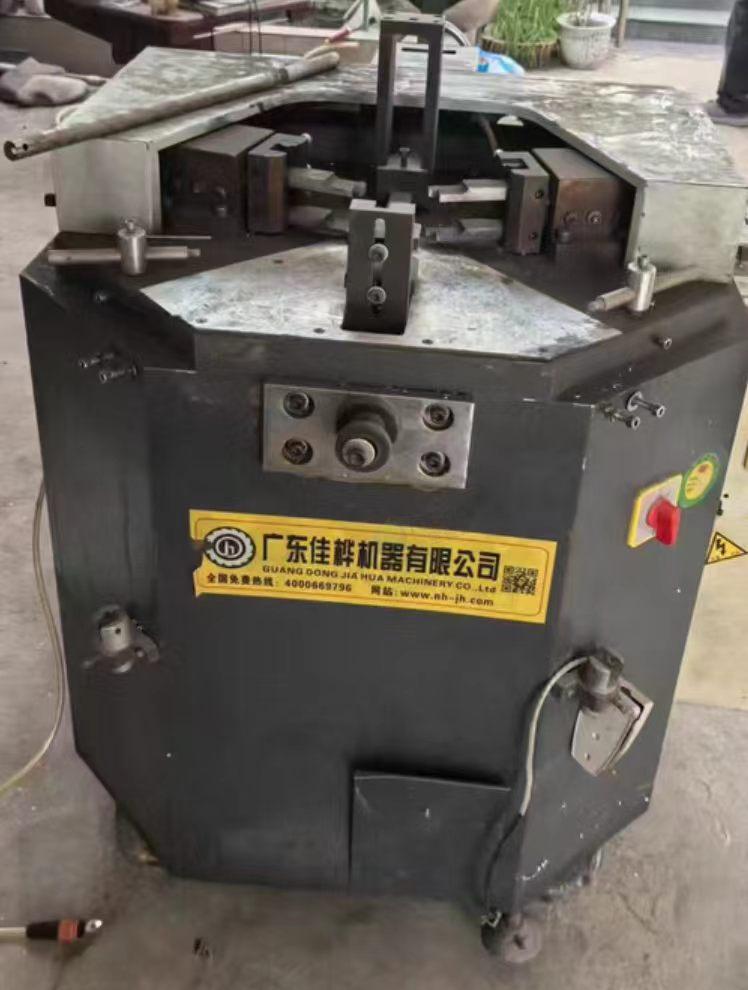 平顶山市地区处理角码锯、双头锯、两台组角机等断桥铝门窗设备