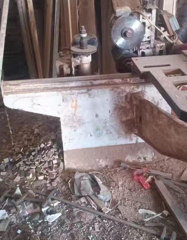 周口市地区处理气泵、封边机、压刨机、电脑刻花机等木工设备