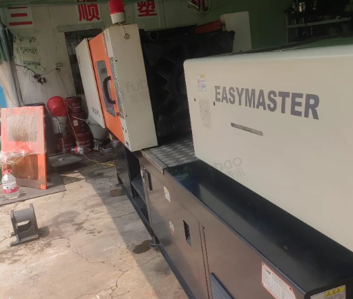 无锡市地区工厂处理震雄150原装伺服注塑机