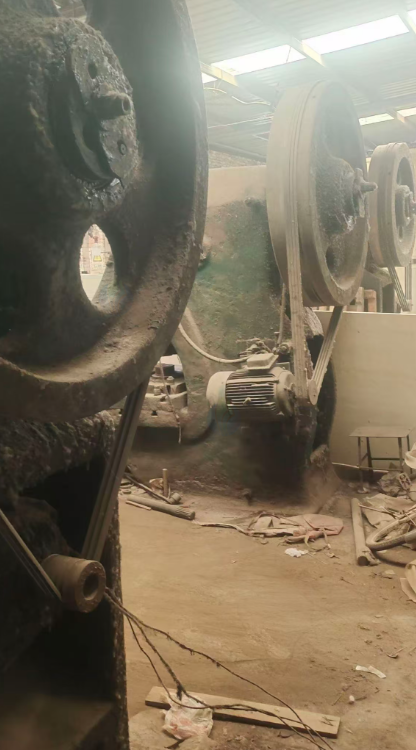 聊城市地区处理3台100吨冲床